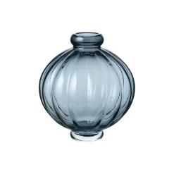 Louise Roe Balloon vase 01,