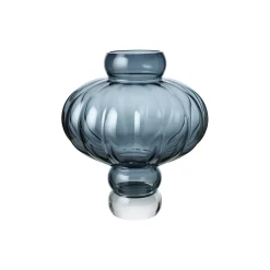 Louise Roe Balloon vase 03,