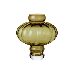 Louise Roe Balloon Vase 02,