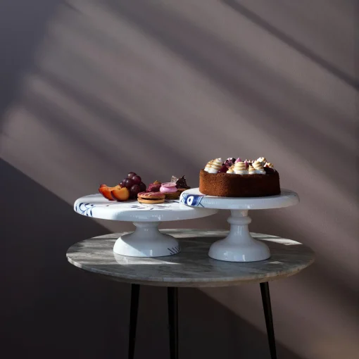Royal Copenhagen Blå Mega Riflet fad på fod 23 cm