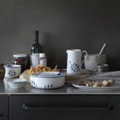 Royal Copenhagen Blå Mega Riflet kande 50 cl