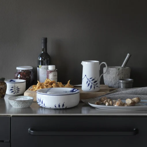 Royal Copenhagen Blå Mega Riflet kande 50 cl