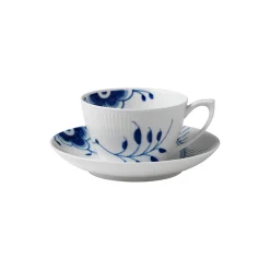 Royal Copenhagen Blå Mega Riflet kop med underkop 28 cl