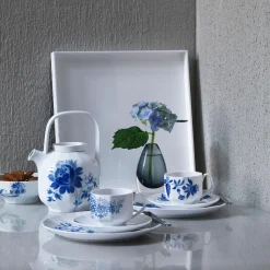 Royal Copenhagen Blomst kop med underkop fuchsia