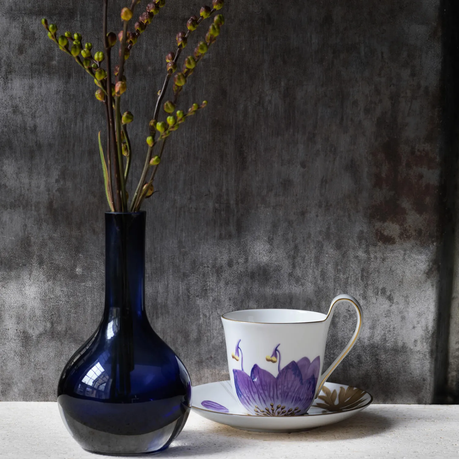 Royal Copenhagen Flora højhankskop med underkop stedmoderblomst 27 cl