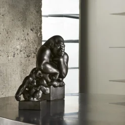 Royal Copenhagen Gorilla figur Hovedet hvilende på hånden
