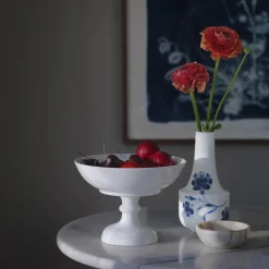Royal Copenhagen Hvid Riflet skål på fod 80 cl