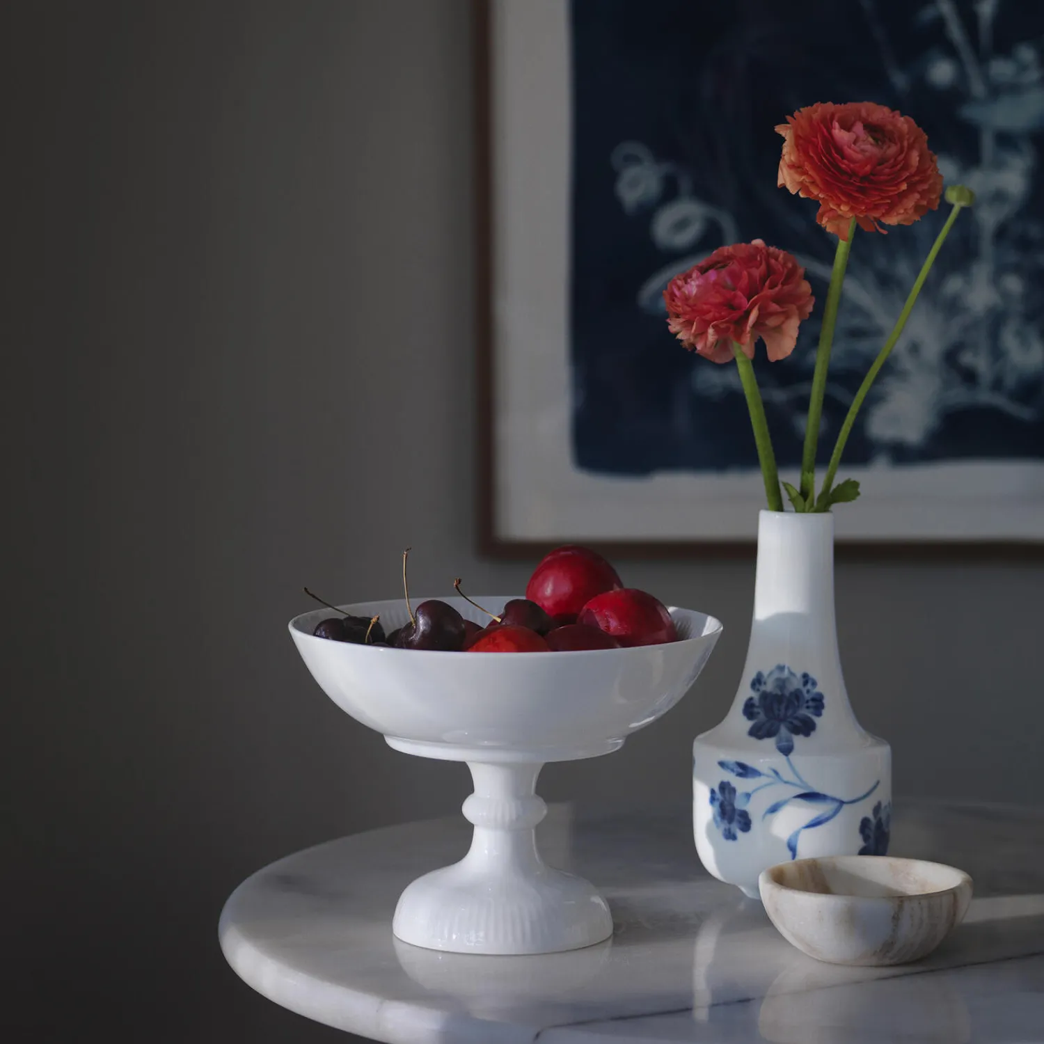 Royal Copenhagen Hvid Riflet skål på fod 80 cl