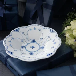 Royal Copenhagen Musselmalet Halvblonde kantet skål