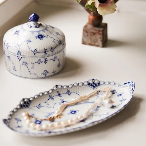 Royal Copenhagen Musselmalet Helblonde asiet