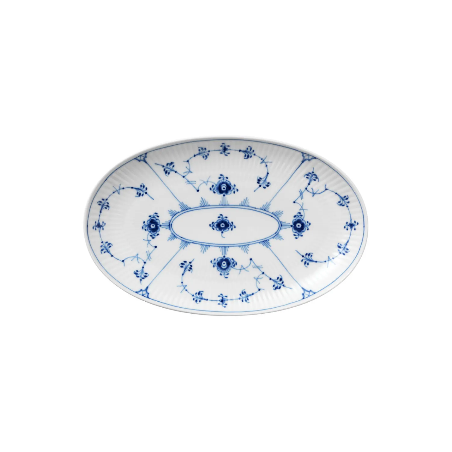 Royal Copenhagen Musselmalet Riflet asiet 23,5 cm
