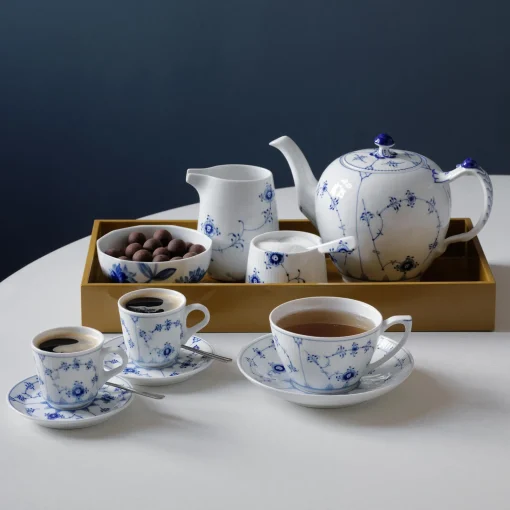 Royal Copenhagen Musselmalet Riflet espressokop med underkop 9 cl
