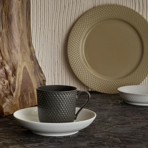 Lyngby Porcelæn Rhombe Earth Frokosttallerken Ø 23 cm, clay