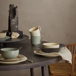 Lyngby Porcelæn Rhombe Earth Frokosttallerken Ø 23 cm, clay