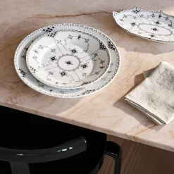 Royal Copenhagen Sort Musselmalet Halvblonde tallerken Ø 27 cm
