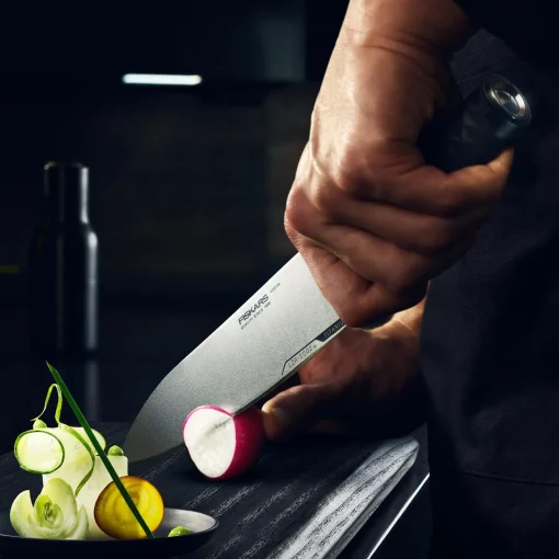Fiskars Taiten kokkekniv stor